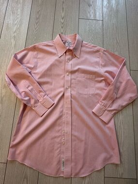 Brooks Brothers Classic Men's Long-Sleeve Pink Stripe Dress Shirt 16 1/2- 32